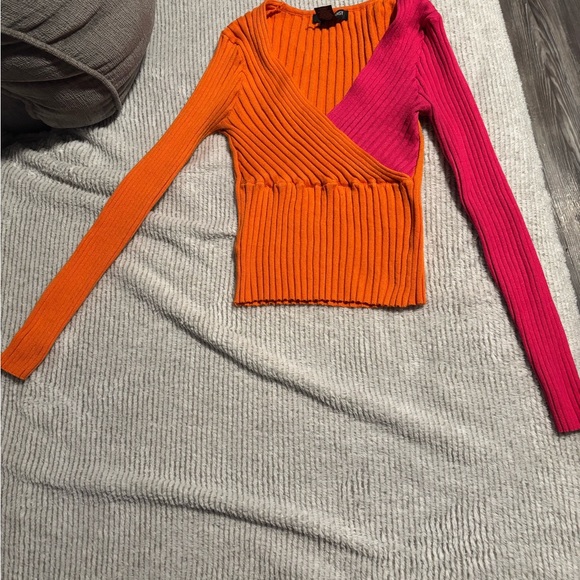 Colorblock Ribbed Sweater - Picture 1 of 2